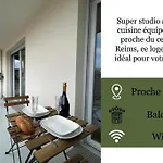 Lägenhet Bleuets Cosy Neuf Terrasse Proche Centre Reims