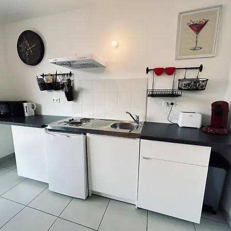 Bleuets Cosy Neuf Terrasse Proche Centre رانس