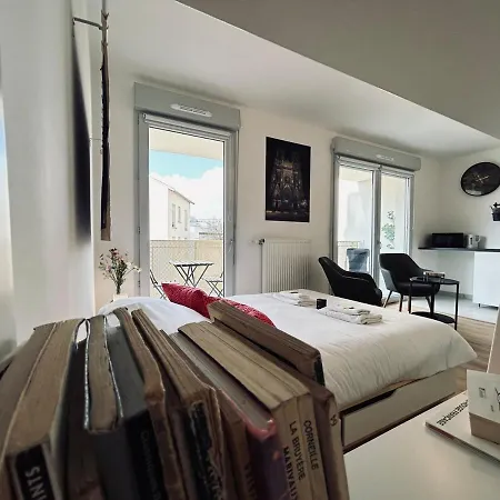 Bleuets Cosy Neuf Terrasse Proche Centre * رانس